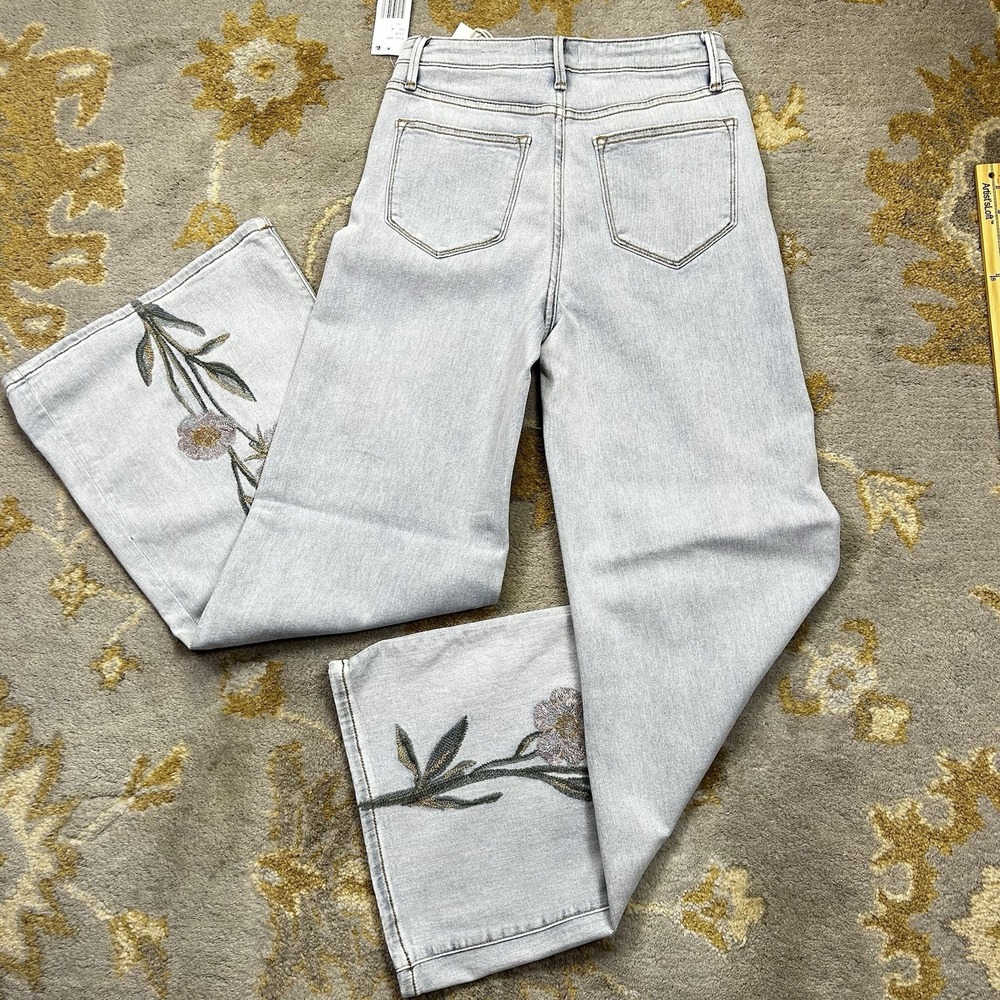 Driftwood Penelope Flare Leg Jeans Women's 26x32 Floral Embroidered Denim Boho - Picture 10 of 10